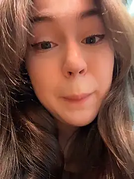 Peachy Dream online show from April 2, 4:26 pm