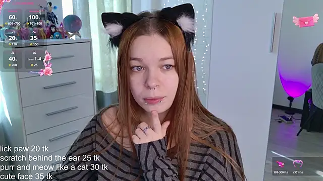 ValBae online show from May 6, 7:01 am