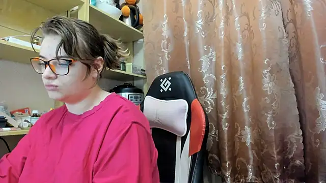 Seductive She Wolf online show from March 2, 9:42 pm