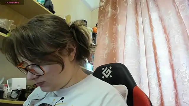 Seductive She Wolf online show from March 29, 3:22 pm