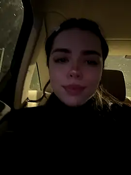 pantyless online show from October 25, 10:05 pm