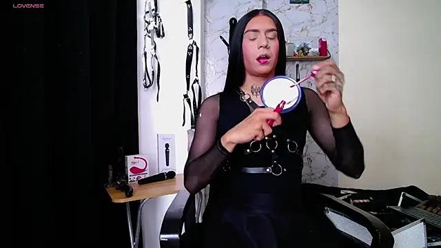 akinoro  online show from March 31, 4:18 pm