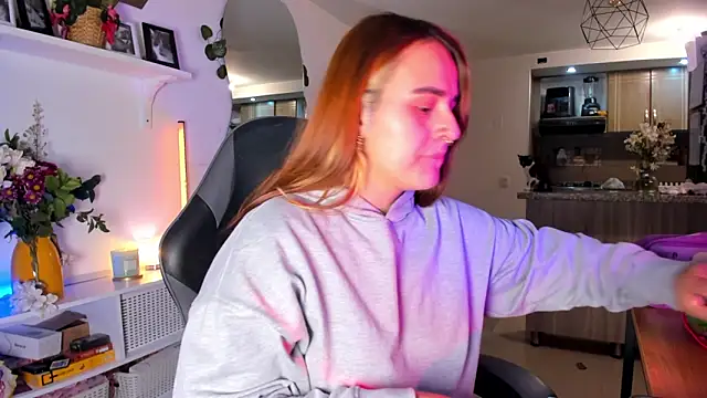 evy orange1 online show from March 5, 12:06 am