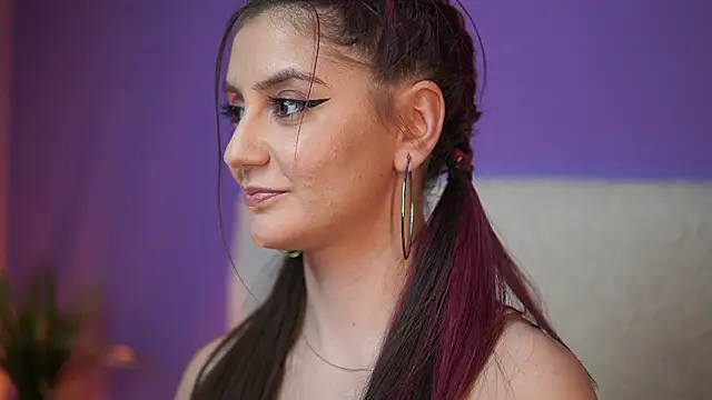 SabrinaHope online show from March 14, 4:24 am