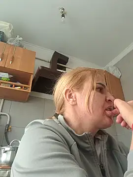 Malichkaanna30 online show from April 16, 2:28 pm