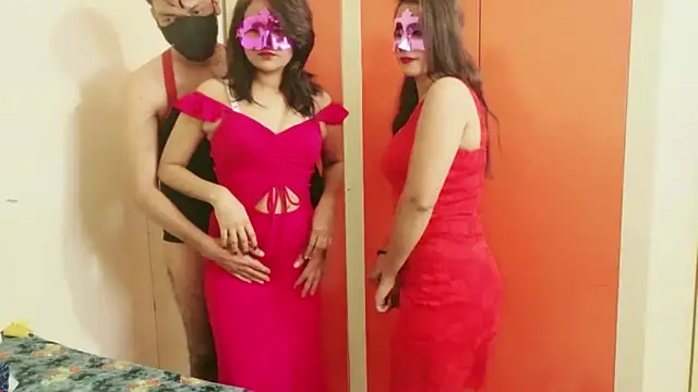 Indian wife mona online show from November 7, 7:36 am