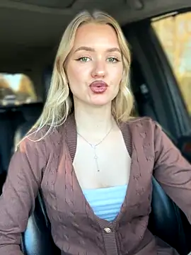 Devill Angel  online show from October 17, 11:13 am