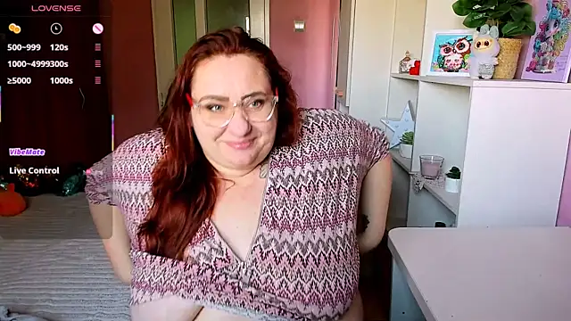 lovely adelle online show from November 21, 8:27 am