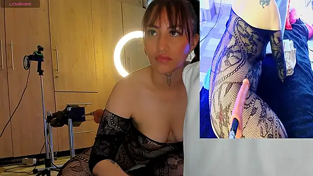 jolee   online show from February 16, 10:53 pm