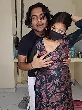 riya190 online show from April 1, 5:32 pm