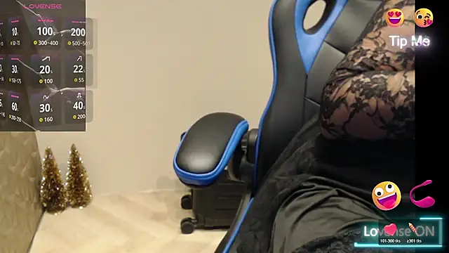 JenniLowen online show from February 3, 8:08 am