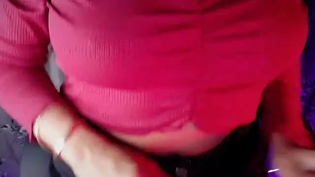 SexyAndHottie online show from May 26, 5:01 pm