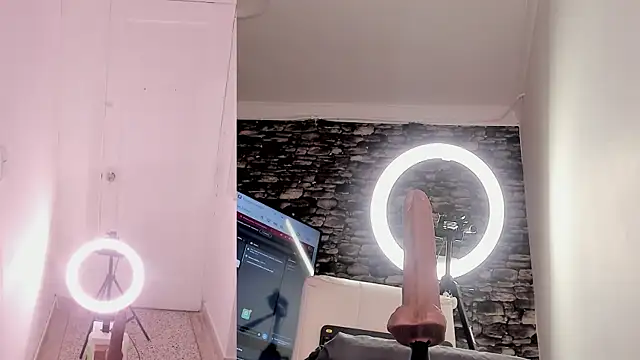 zoe backer online show from February 21, 11:22 am