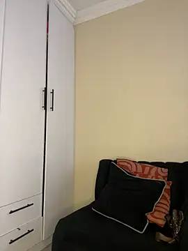 UnstuckCreatin online show from April 7, 9:33 am