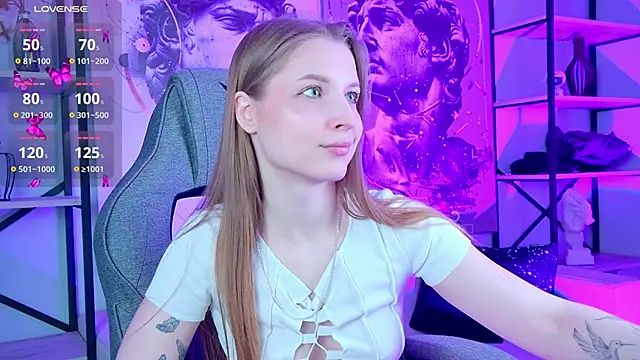 CuteMousee online show from February 13, 12:07 pm