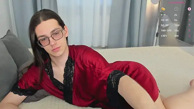 Alfreda Mills online show from March 28, 3:33 pm