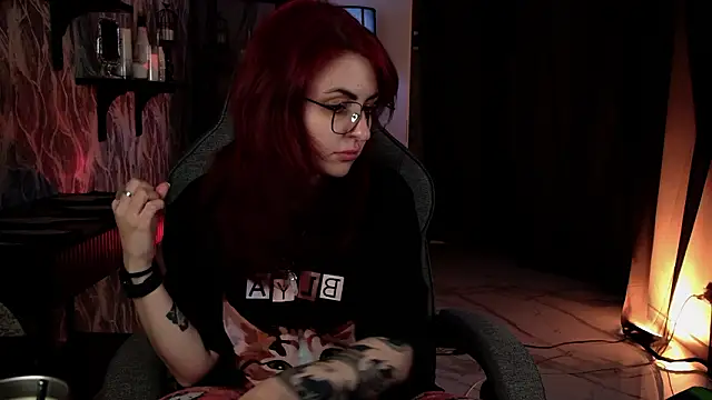 Lana  May online show from March 10, 11:25 am