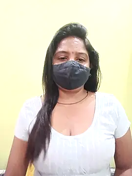 Snapshot of Simran-Simran chatting on October 7, 3:44 am Simran-Simran online show from October 7, 3:44 am