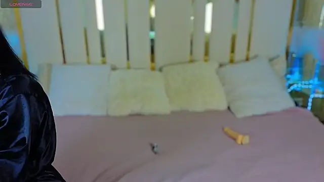 Daisy Delight online show from November 16, 8:53 pm