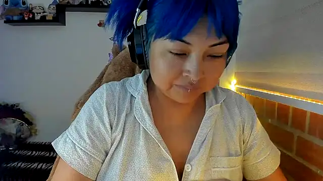 Shaddycute  online show from October 24, 3:19 pm