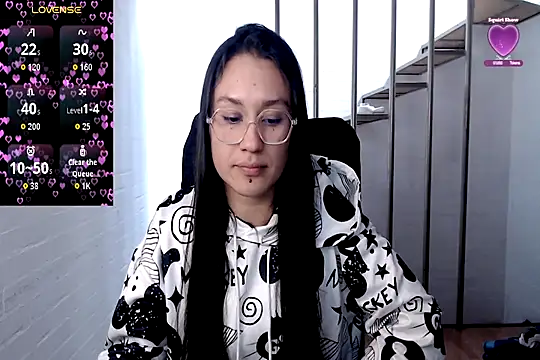 Snapshot of Jessie_Desire chatting on October 1, 8:25 pm Jessie Desire online show from October 1, 8:25 pm