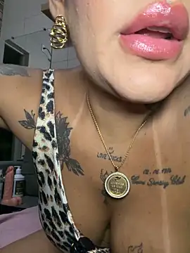 exquentadamay online show from June 11, 12:54 am