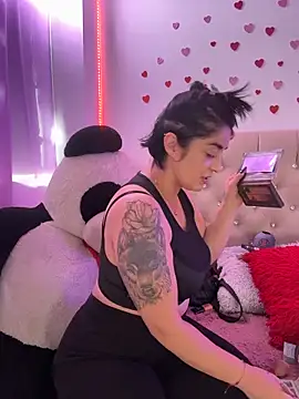 karenlennox1 online show from March 8, 8:46 pm