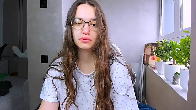 fancy bunny online show from April 24, 4:37 am