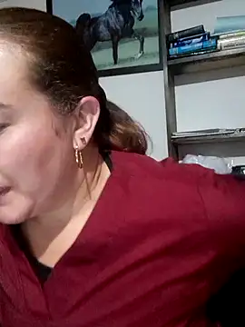 skayhot  online show from March 9, 11:35 am