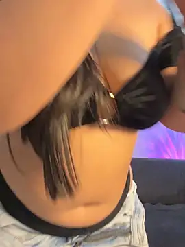 emiily15   online show from October 30, 9:16 pm