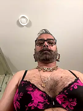 Desibabe69 online show from December 17, 3:54 am