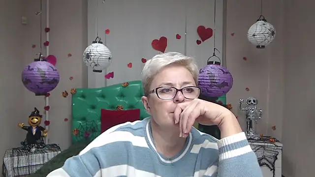 EmiliaGree online show from October 27, 6:03 pm