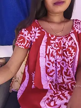 yhona darling online show from May 23, 1:20 pm