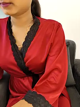 yhona darling online show from May 21, 11:52 am
