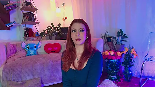 HANNAH LOVEE online show from May 29, 3:26 am