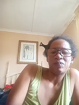 bustybillies online show from October 19, 6:37 am