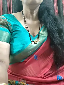 Snapshot of bhuvana555 chatting on October 21, 5:50 pm bhuvana555 online show from October 21, 5:50 pm