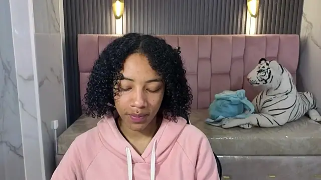 Violeth b online show from January 15, 12:55 pm