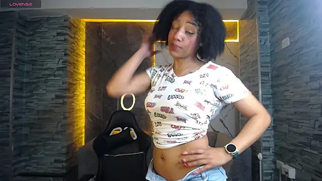 Violeth b online show from October 9, 1:37 pm