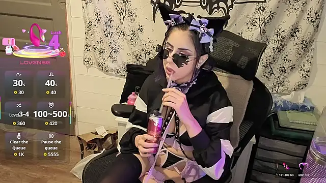 LisandreLaVenale online show from March 5, 11:33 pm