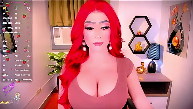 TwittyGIRL giFTED exotic online show from April 14, 8:47 am