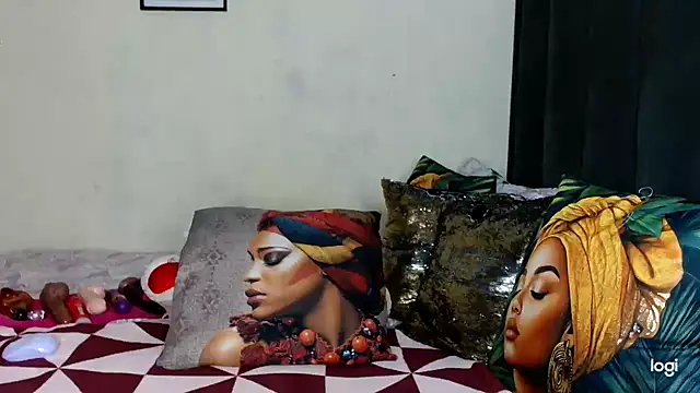 quenliyasa online show from March 4, 8:04 pm