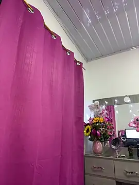 perlita05 online show from February 25, 11:47 pm