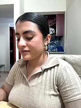 anniemorgan01 online show from November 12, 2:09 am