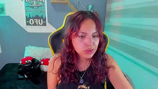 Liittleluaa  online show from October 21, 1:48 pm