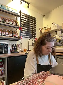 cinnabon  online show from February 3, 1:27 pm