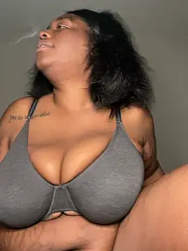 Stacy Raine online show from February 3, 11:29 pm