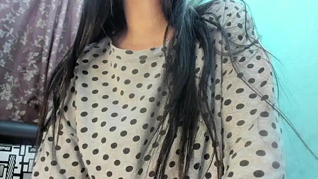 Nathaly love96 online show from February 13, 8:21 pm