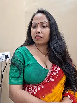 DREAM GIRL-30 online show from April 4, 5:01 pm