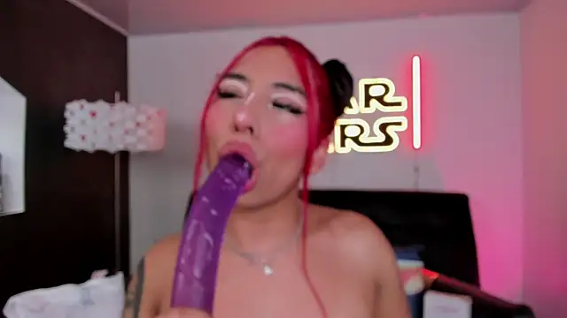miss  allison online show from May 30, 11:19 am